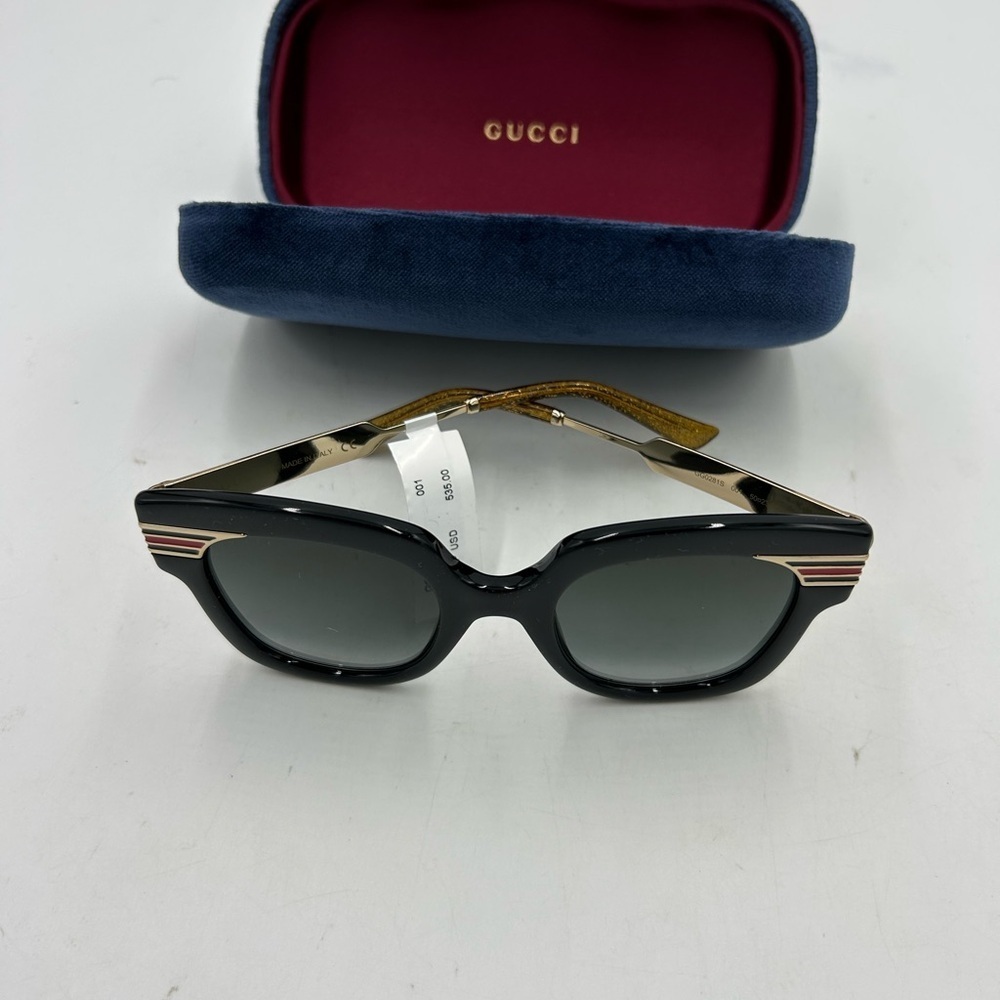 Gucci GG0281S – 001 black acetate frame sunglasses with gray lenses NWT - Picture 2 of 11